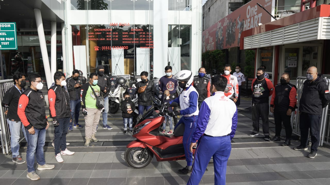 Kopdargab Honda PCX Jatim,  Touring Prokes Hingga Aksi Sosial